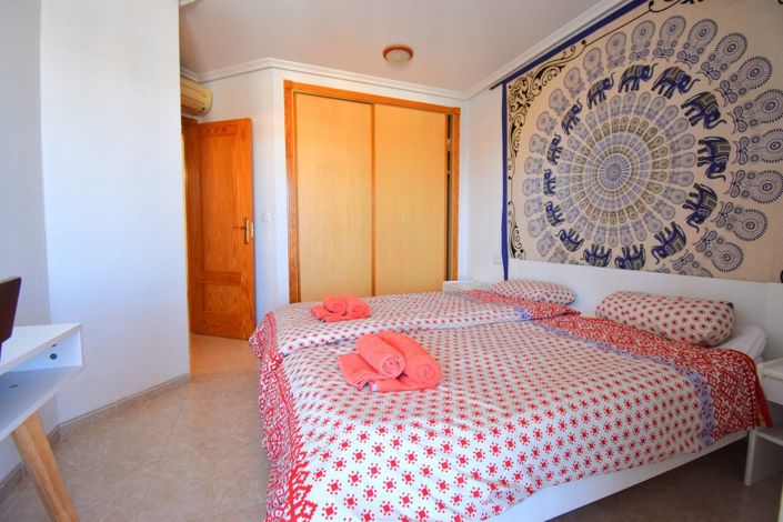 Image No.10-3 Bed Apartment for sale