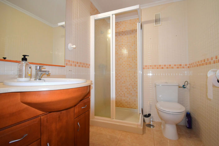 Image No.14-3 Bed Apartment for sale