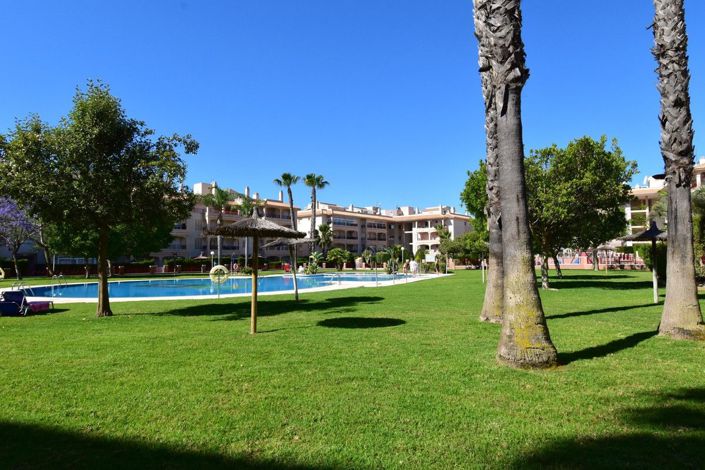 Image No.25-3 Bed Apartment for sale