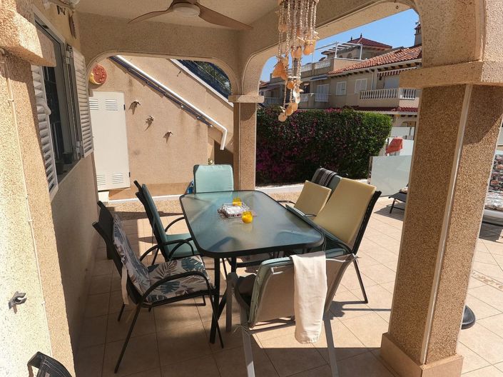 Image No.2-Appartement de 2 chambres à vendre à Orihuela Costa