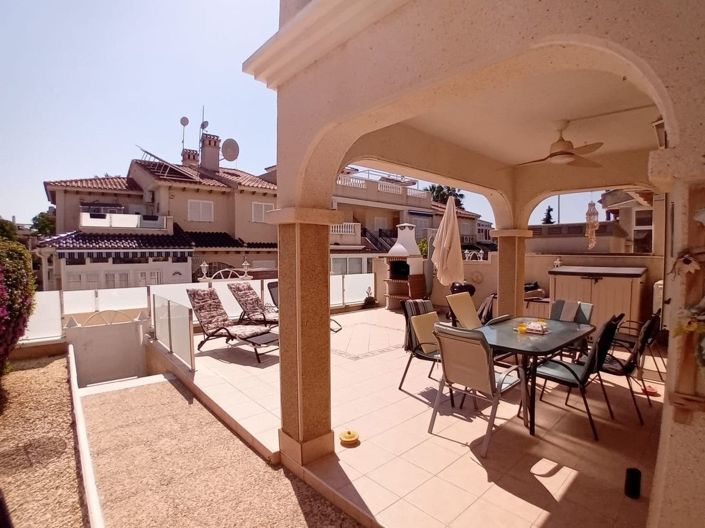 Image No.40-Appartement de 2 chambres à vendre à Orihuela Costa