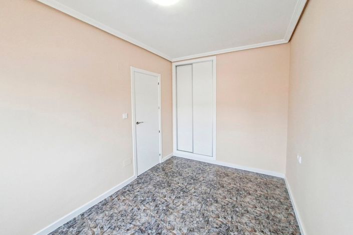 Image No.11-2 Bed Villa for sale