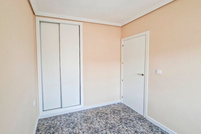Image No.13-2 Bed Villa for sale