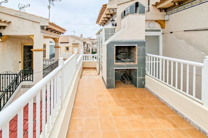 Image No.18-2 Bed Villa for sale