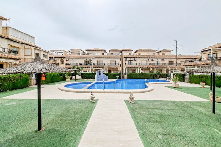 Image No.2-2 Bed Villa for sale