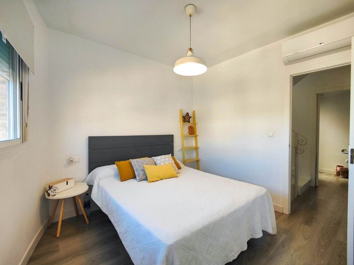 Image No.31-4 Bed House for sale