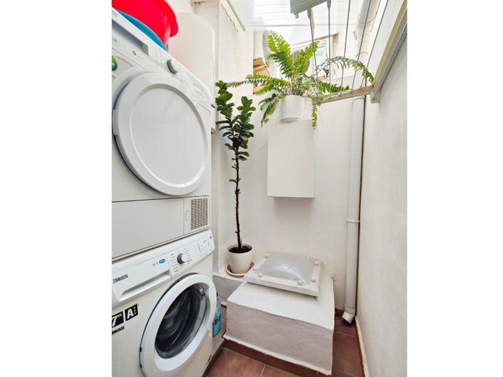 Image No.41-4 Bed House for sale