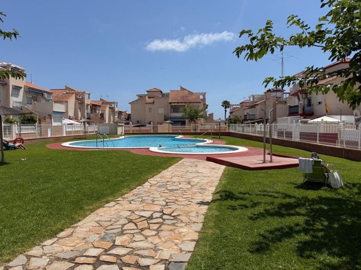 Image No.22-Villa de 2 chambres à vendre à Orihuela Costa