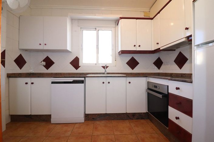 Image No.13-3 Bed Villa for sale