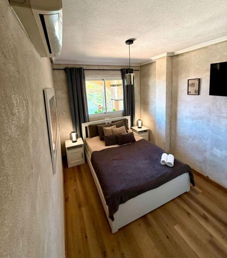 Image No.8-2 Bed Apartment for sale