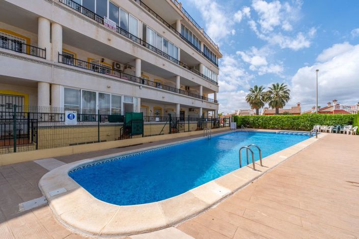 Image No.29-2 Bed Apartment for sale