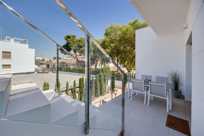 Image No.17-2 Bed Apartment for sale