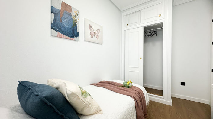 Image No.19-2 Bed Apartment for sale