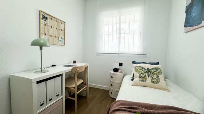 Image No.20-2 Bed Apartment for sale