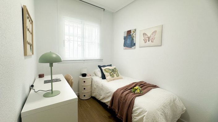 Image No.21-2 Bed Apartment for sale