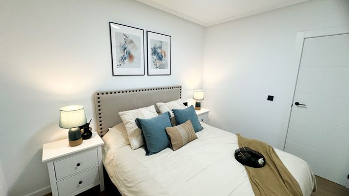 Image No.24-2 Bed Apartment for sale