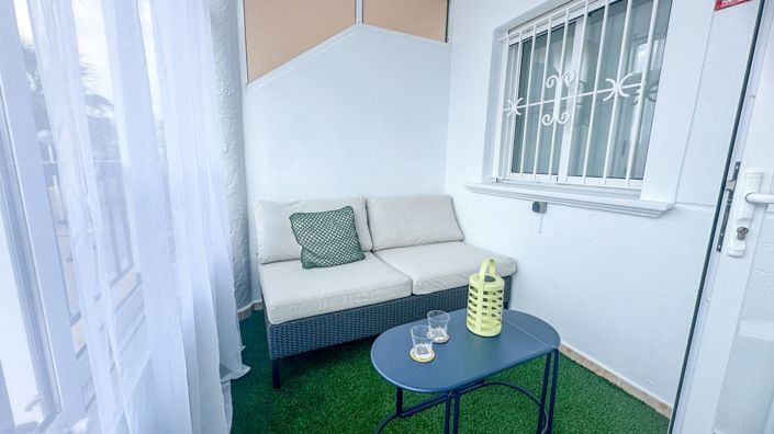 Image No.27-2 Bed Apartment for sale