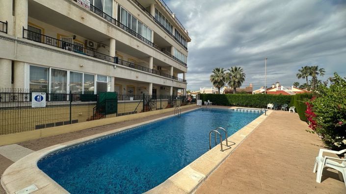 Image No.29-2 Bed Apartment for sale