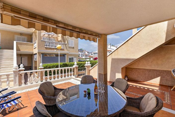 Image No.3-Appartement de 2 chambres à vendre à Orihuela Costa