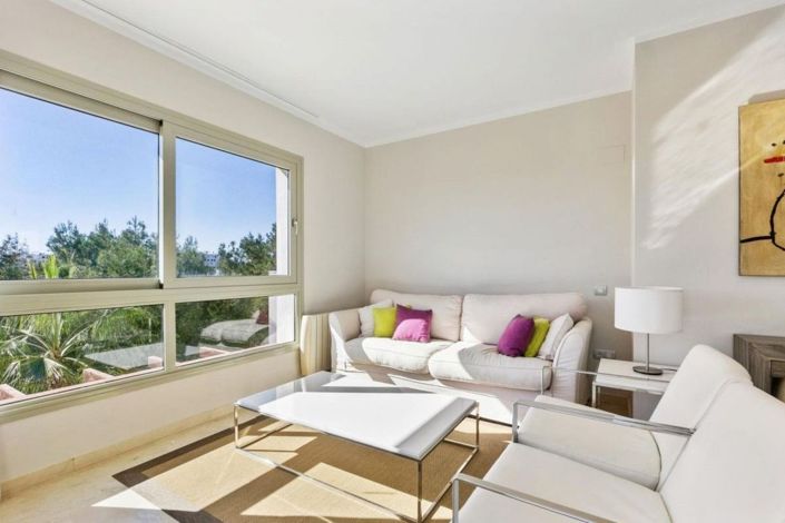 Image No.9-2 Bed Apartment for sale