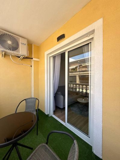 Image No.13-1 Bed Apartment for sale