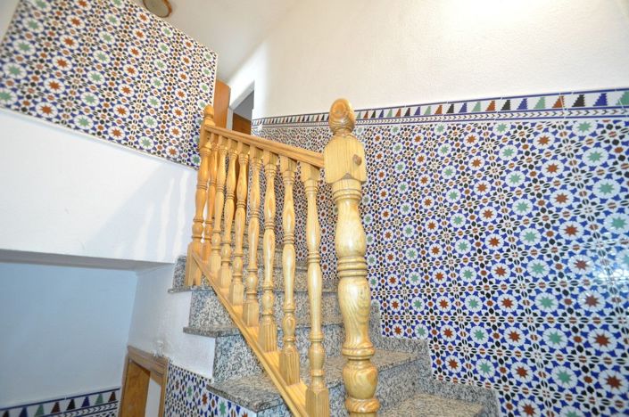 Image No.14-6 Bed House for sale