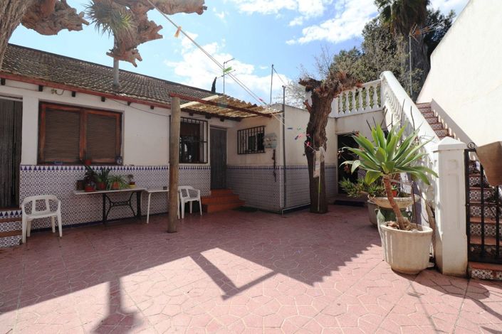 Image No.3-Villa de 5 chambres à vendre à Almoradí