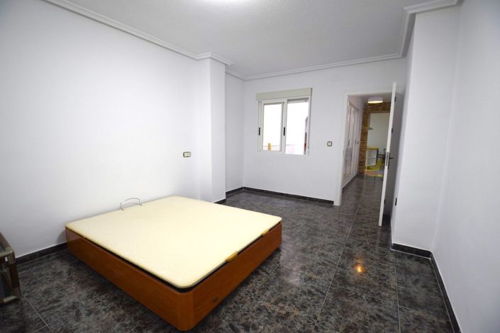 Image No.2-Appartement de 2 chambres à vendre à Guardamar del Segura