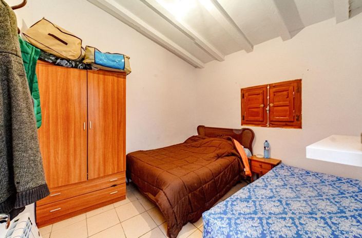 Image No.13-3 Bed Country House for sale