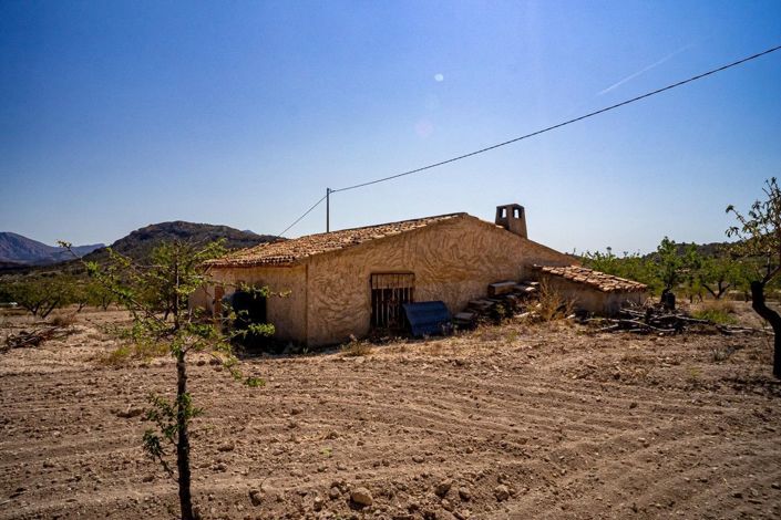 Image No.21-3 Bed Country House for sale