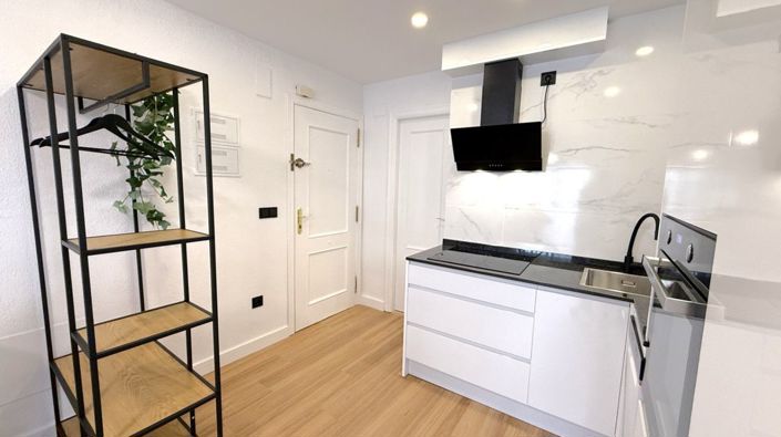 Image No.9-2 Bed Apartment for sale