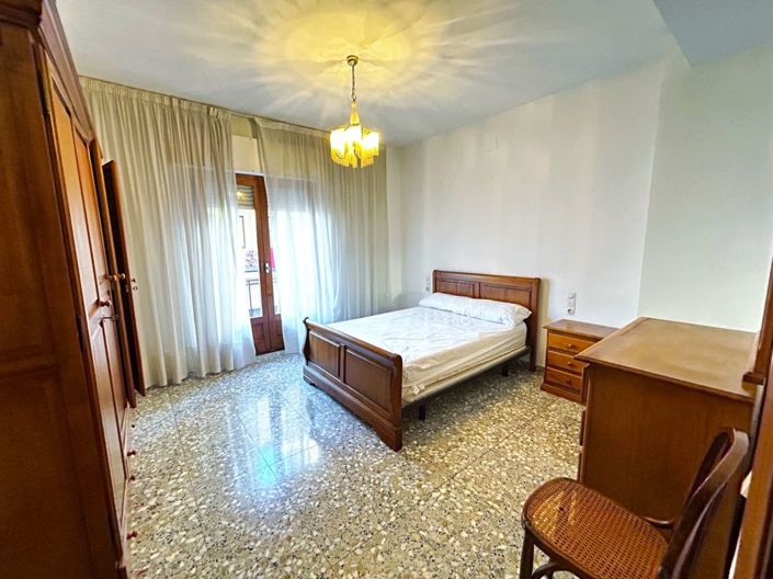 Image No.3-6 Bed Apartment for sale