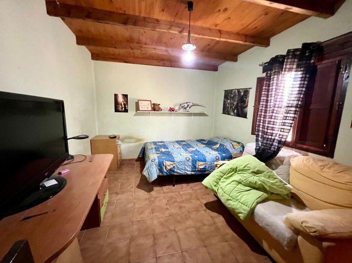 Image No.19-4 Bed Country House for sale