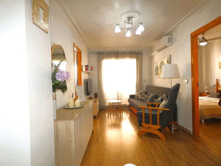 Image No.4-Appartement de 2 chambres à vendre à Torrevieja