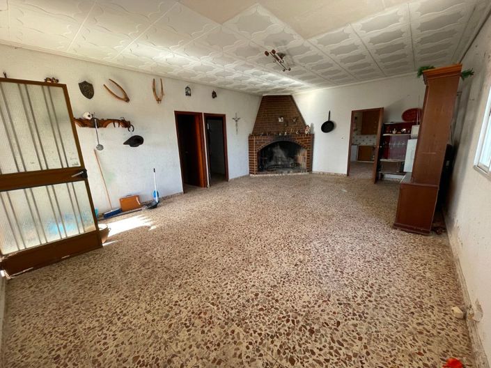 Image No.32-3 Bed Country House for sale
