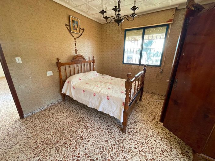 Image No.35-3 Bed Country House for sale