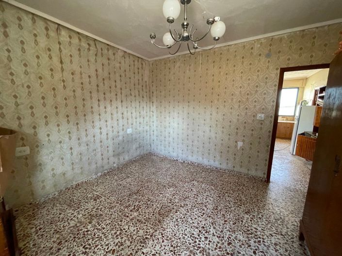 Image No.37-3 Bed Country House for sale