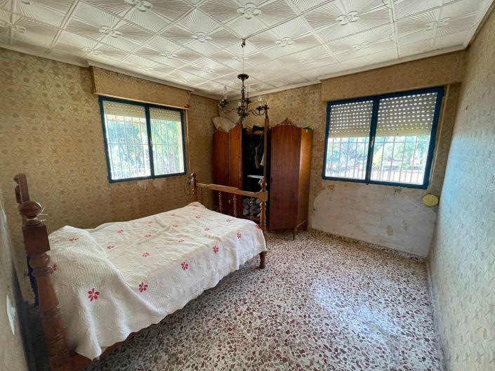 Image No.8-3 Bed Country House for sale