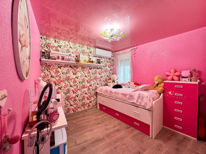 Image No.10-4 Bed Apartment for sale