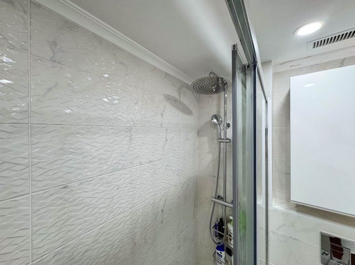 Image No.2-4 Bed Apartment for sale