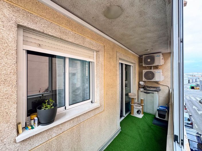 Image No.20-4 Bed Apartment for sale