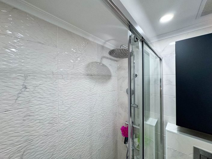Image No.39-4 Bed Apartment for sale