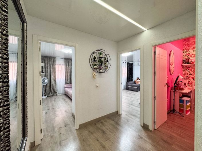 Image No.8-4 Bed Apartment for sale