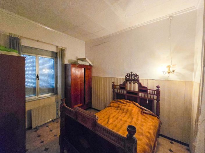 Image No.23-3 Bed House for sale
