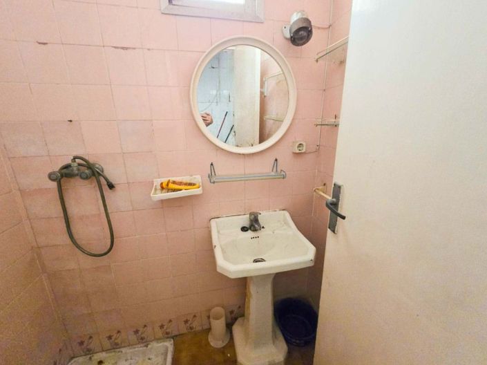 Image No.26-3 Bed House for sale