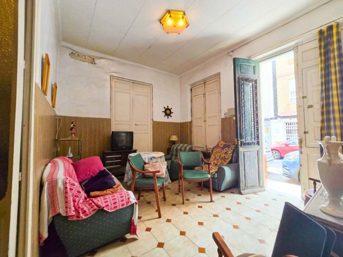 Image No.5-3 Bed House for sale