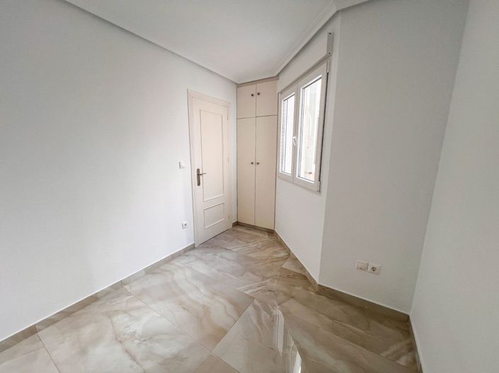 Image No.15-Appartement de 2 chambres à vendre à Torrevieja