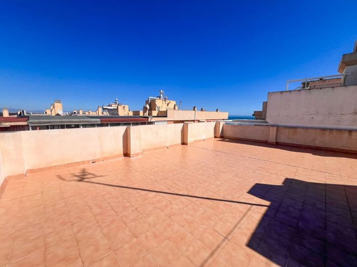 Image No.22-3 Bed Apartment for sale