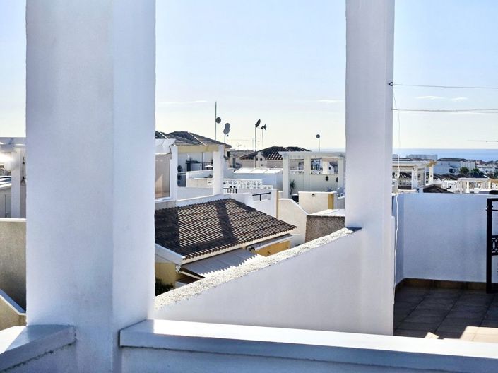Image No.21-2 Bed House for sale