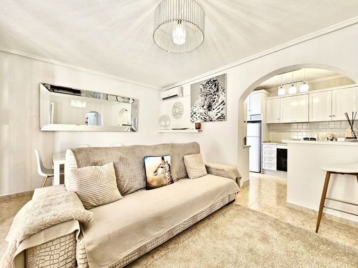 Image No.7-2 Bed House for sale